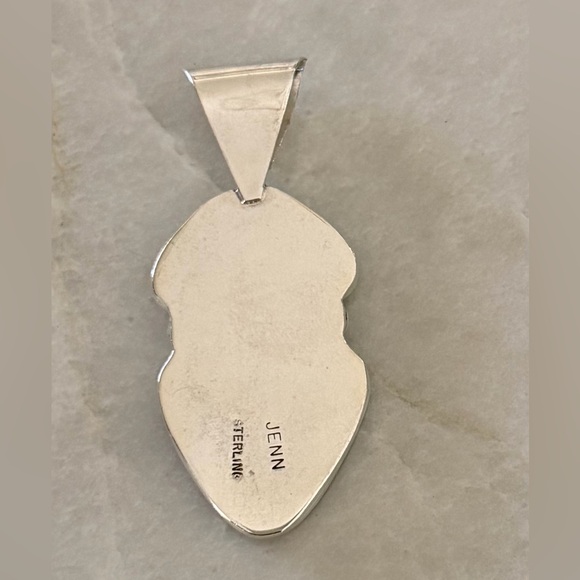 Sterling Silver pendant withTurquoise & Onyx - Picture 2 of 3